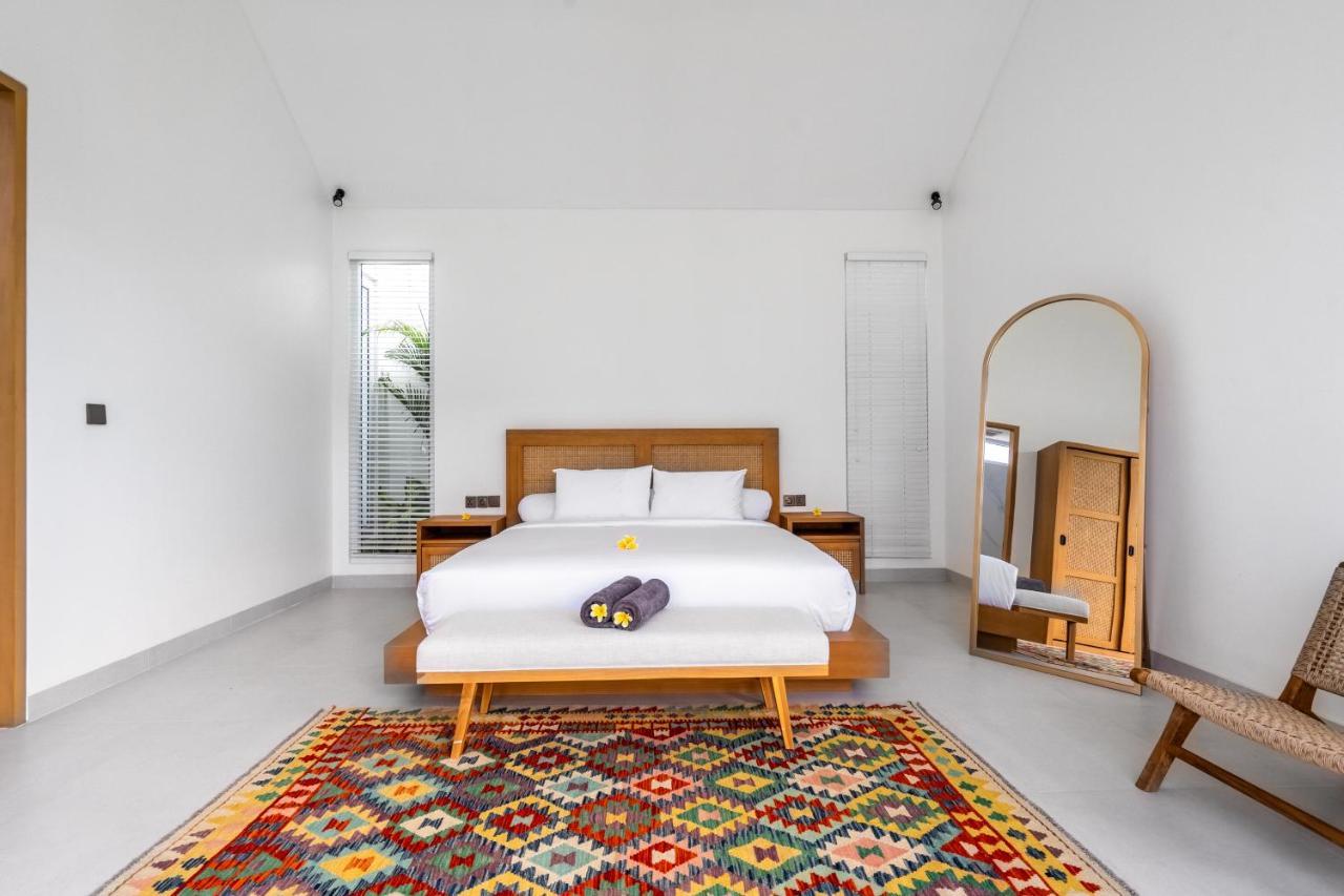 Casa Blanca Villa By Betterplace Uluwatu Extérieur photo