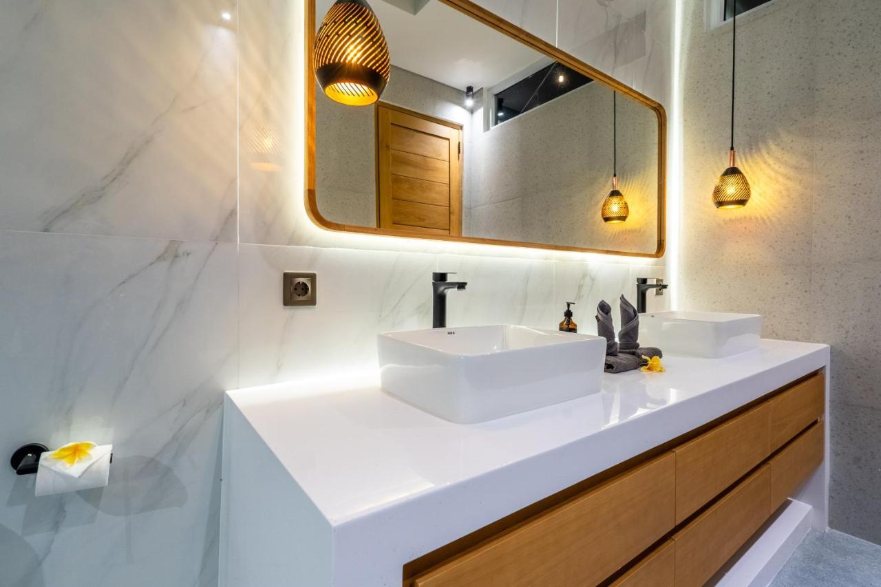 Casa Blanca Villa By Betterplace Uluwatu Extérieur photo