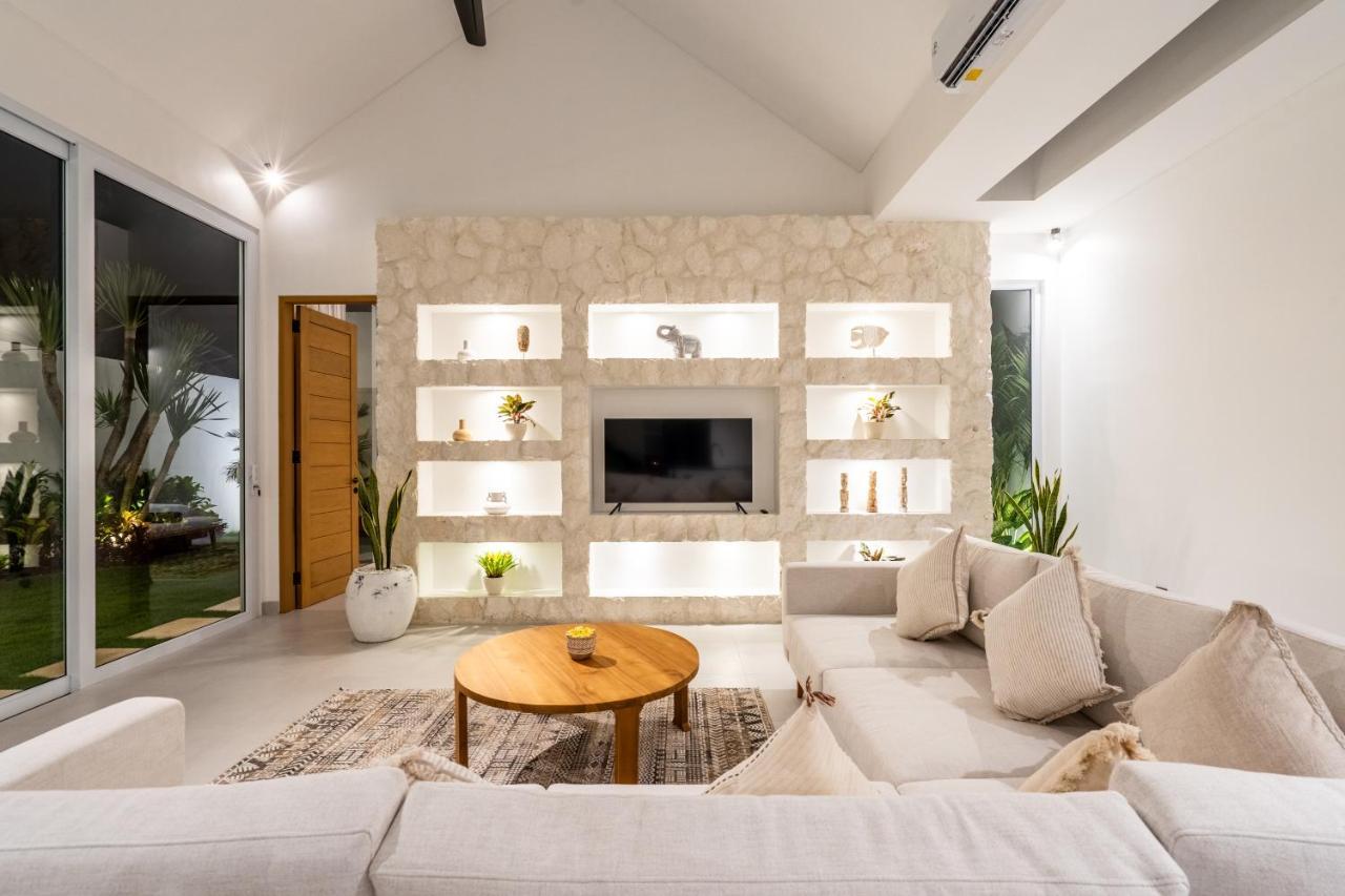 Casa Blanca Villa By Betterplace Uluwatu Extérieur photo