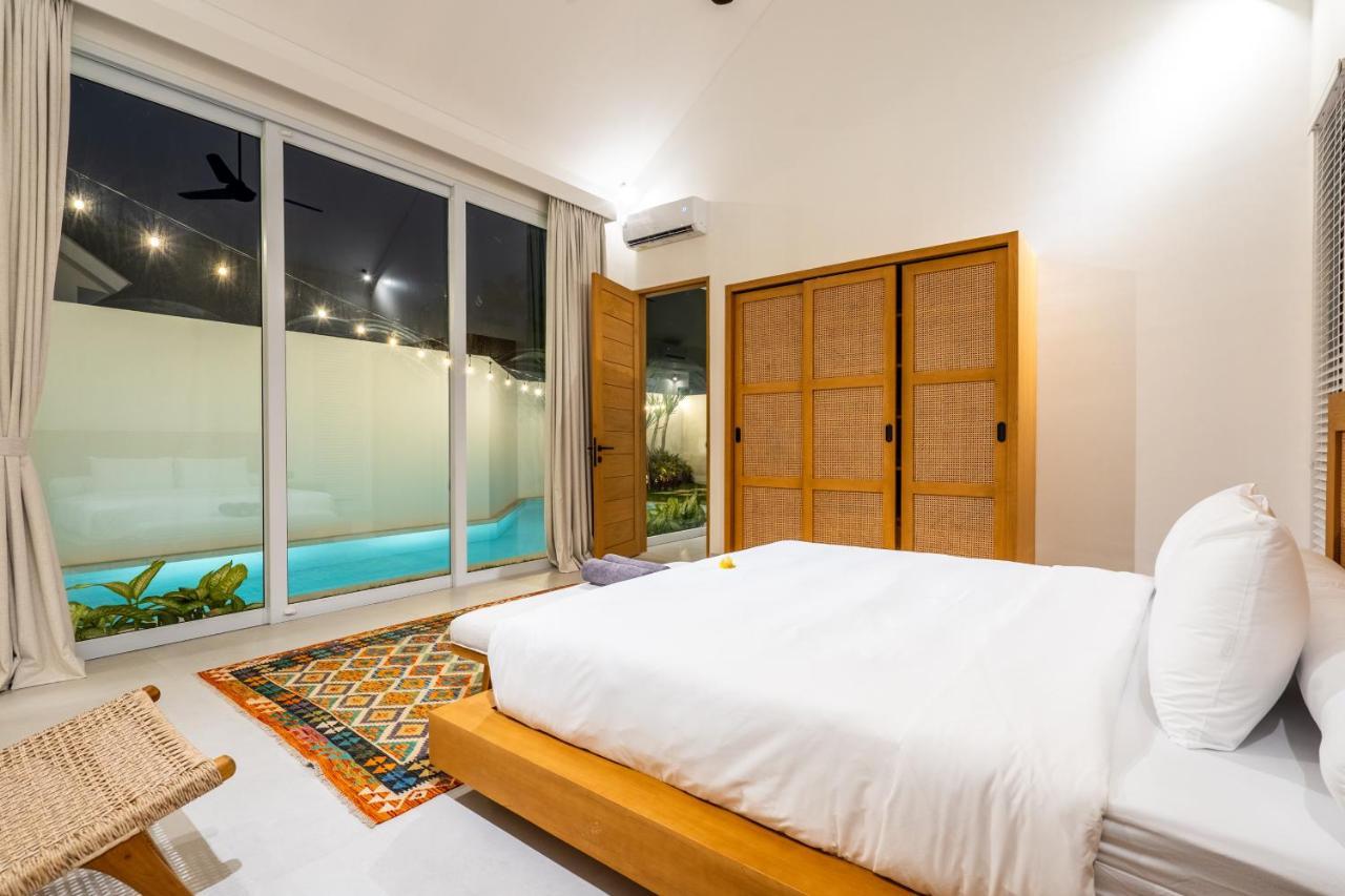 Casa Blanca Villa By Betterplace Uluwatu Extérieur photo